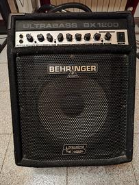Behringer ultrabass bx1200 120W combo