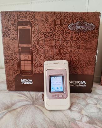 Telefono Cellulare NOKIA 7390 L'Amour Collection