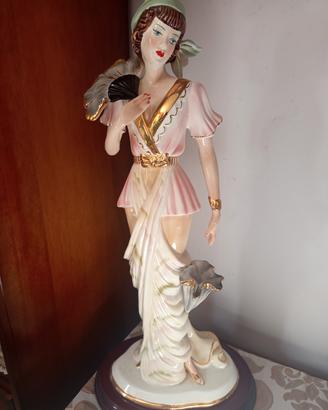 dama in ceramica alta 60cm
