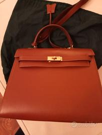 borsa in pelle modello Kelly