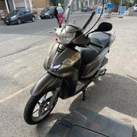Honda sh 300