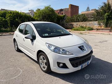 Peugeot 207 1.4 HDi 70CV 5p. Active