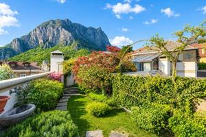 Attico / Mansarda di 311 m² con 4 locali e box aut