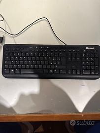tastiera microsoft modello wired keyboard 600