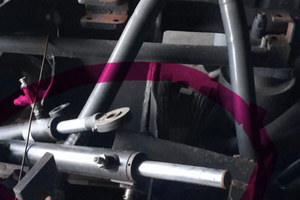 Pistoni idraulici terzo asse