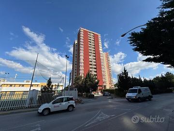 Via atenisio panoramico con posto auto