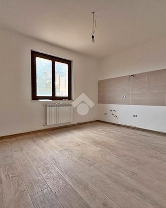 3 LOCALI A GUALDO TADINO