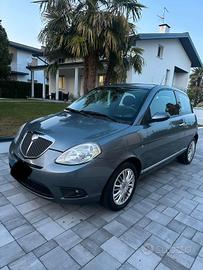 lancia ypsilon km 56.000