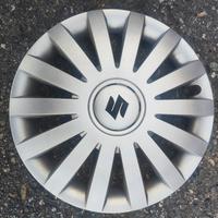 Copricerchio Suzuki diametro 15 come nuovo 