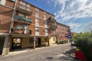 AMPIO APPARTAMENTO TRE CAMERE A BONDENO