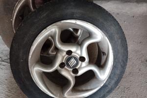 cerchi in lega completi di gomme