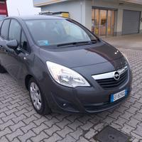 Opel Meriva 1.3 Diesel con 190000 km Anno 2011
