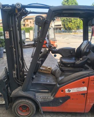 Carrello elevatore