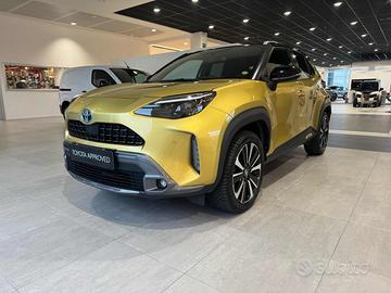 TOYOTA Yaris Cross 1.5 Hybrid 5p. E-CVT AWD-i Pr