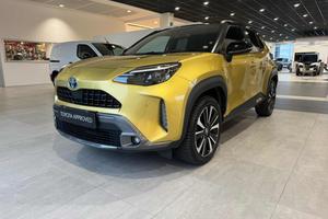 TOYOTA Yaris Cross 1.5 Hybrid 5p. E-CVT AWD-i Pr