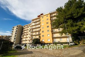 APPARTAMENTO DI AMPIA METRATURA RISTRUTTURATO