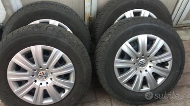 Gomme invernali e cerchi 215/65 r 16