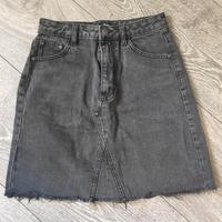 Gonna di jeans di Stradivarius, taglia S eu 36