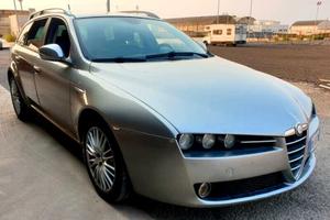 Alfa Romeo 159 1.9 JTDm 150cv AUTOMATICA - PARI AL