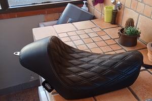 sella Harley Davidson sporster  drag specialties 