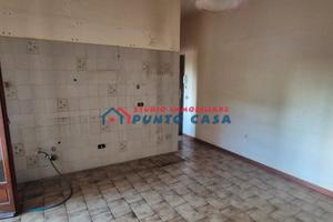 PRESSI C.SO P.MATTARELLA-Via degli Iris - Bilocale