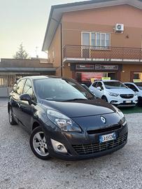 Renault Scenic Scénic 1.9 dCi 130CV Luxe