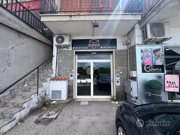 NEGOZIO A CASTEL GANDOLFO