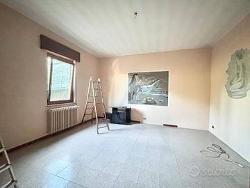Villa di 200 m² con 3 locali e box auto a Mortara