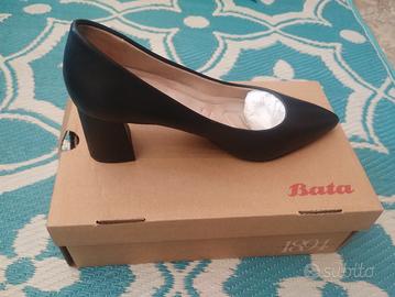 Décolleté  Bata scarpe nere con tacco