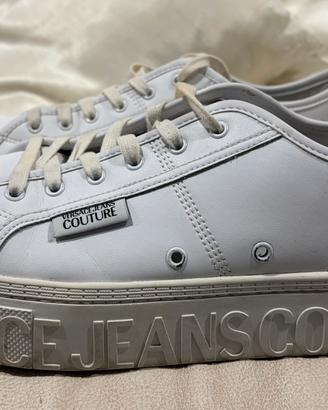 Sneakers Versace couture