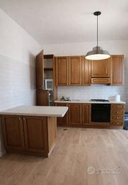 cucina completa con elettrodomestici 