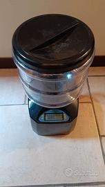 Distributore automatico cibo per animali domestici
