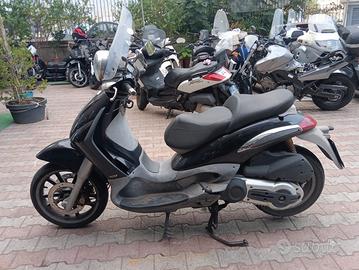 PIAGGIO BEVERLY 500