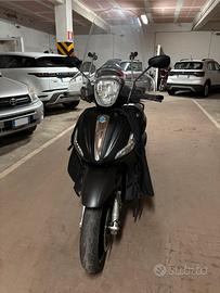 Piaggio Beverly 300