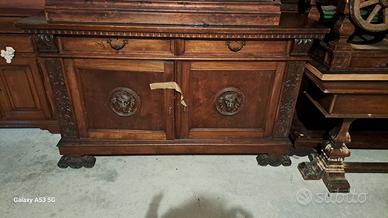 Credenza antica 