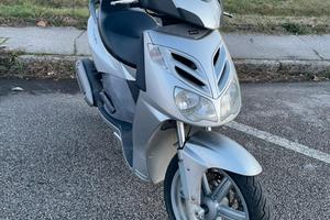 Aprilia Sportcity Cube 200