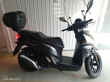 SCOOTER SYM 200