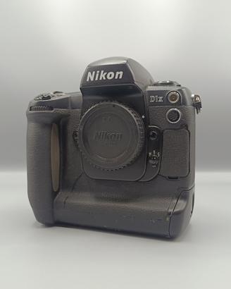 Nikon D1x