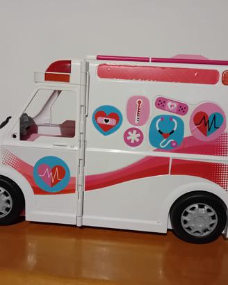 Barbie ambulanza con accessori vari