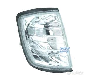 FRECCIE ANTERIORI MERCEDES W124 86-95 CRISTALLO CH