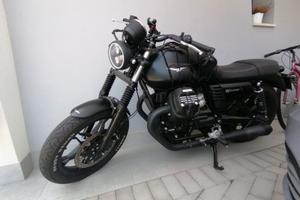 moto Guzzi V7 III STONE