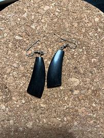 Orecchini pendenti neri geometrici – Stile Minimal