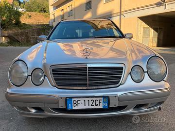 Mercedes-benz E 200 cat Station Wagon Avantgarde