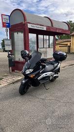 Yamaha T Max - 2005