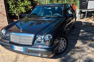 Mercedes E300TD