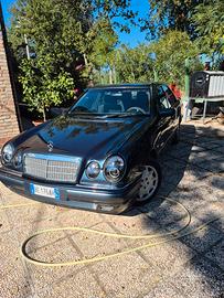 Mercedes E300TD