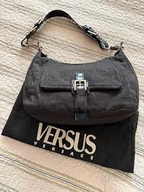 Borsa Versus Versace