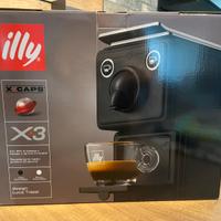 Macchina del caffe Illy X3