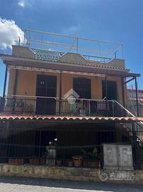 3 LOCALI A ALBANO LAZIALE