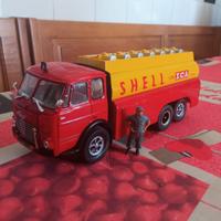 1:43 Camion  Alfaromeo mille shell 